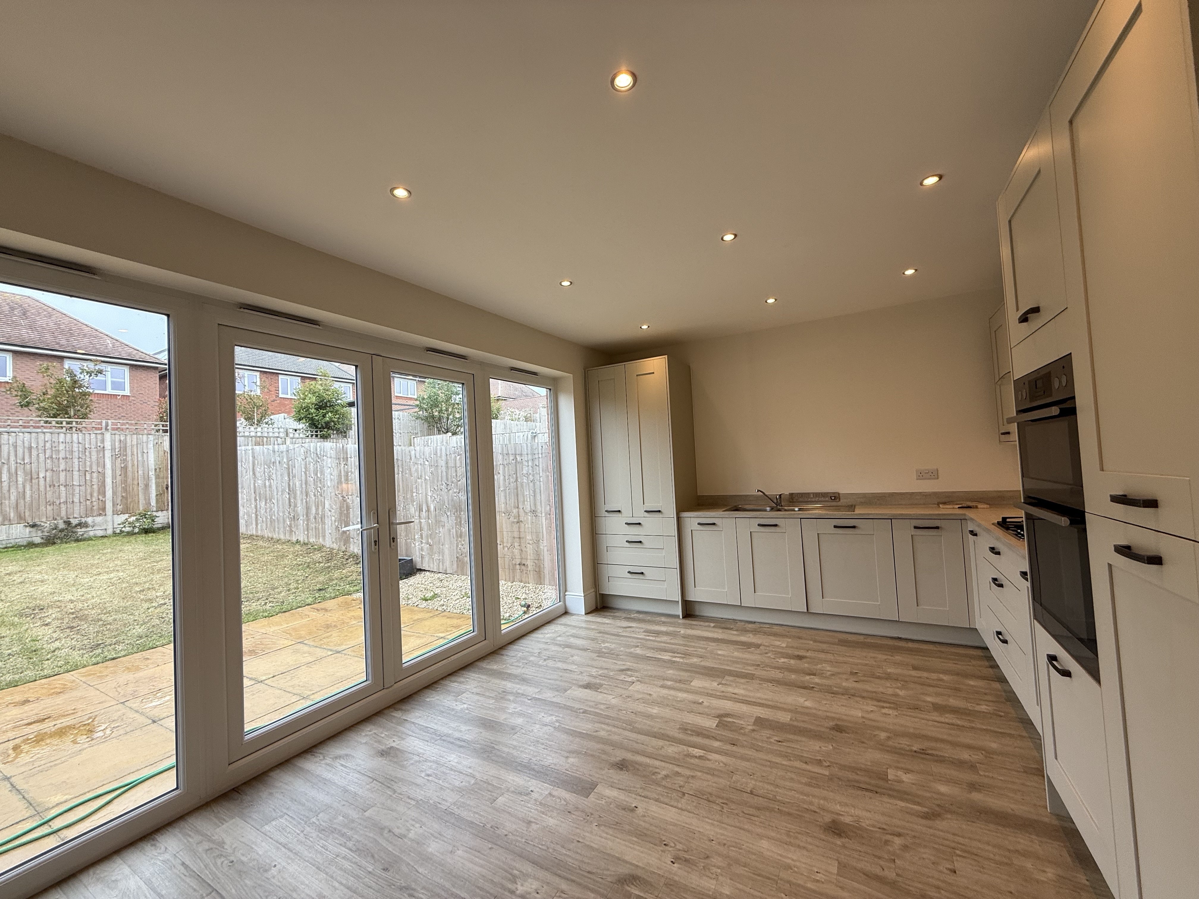 House Sunset Close in Tamworth