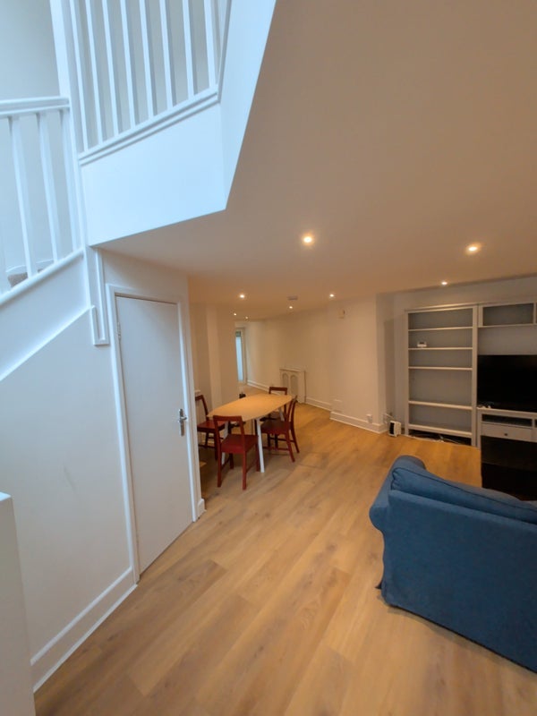 Room Mora Street in Greater London