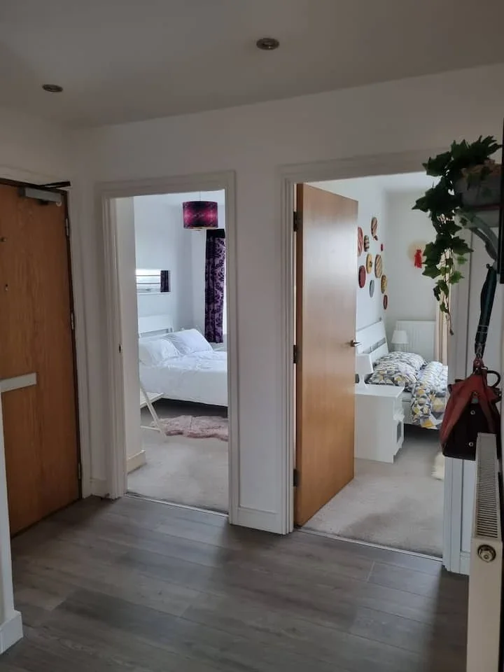 Flat Palace Mews in Greater London