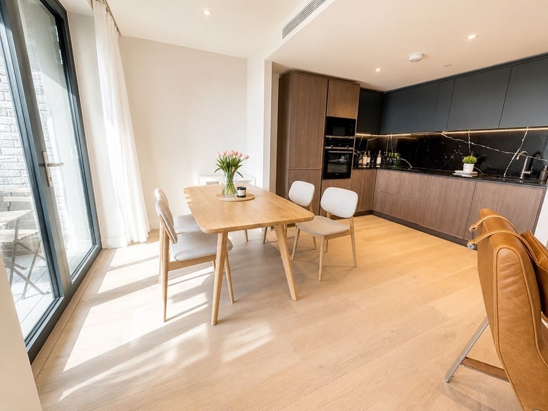 Room Calthorpe Street in Greater London