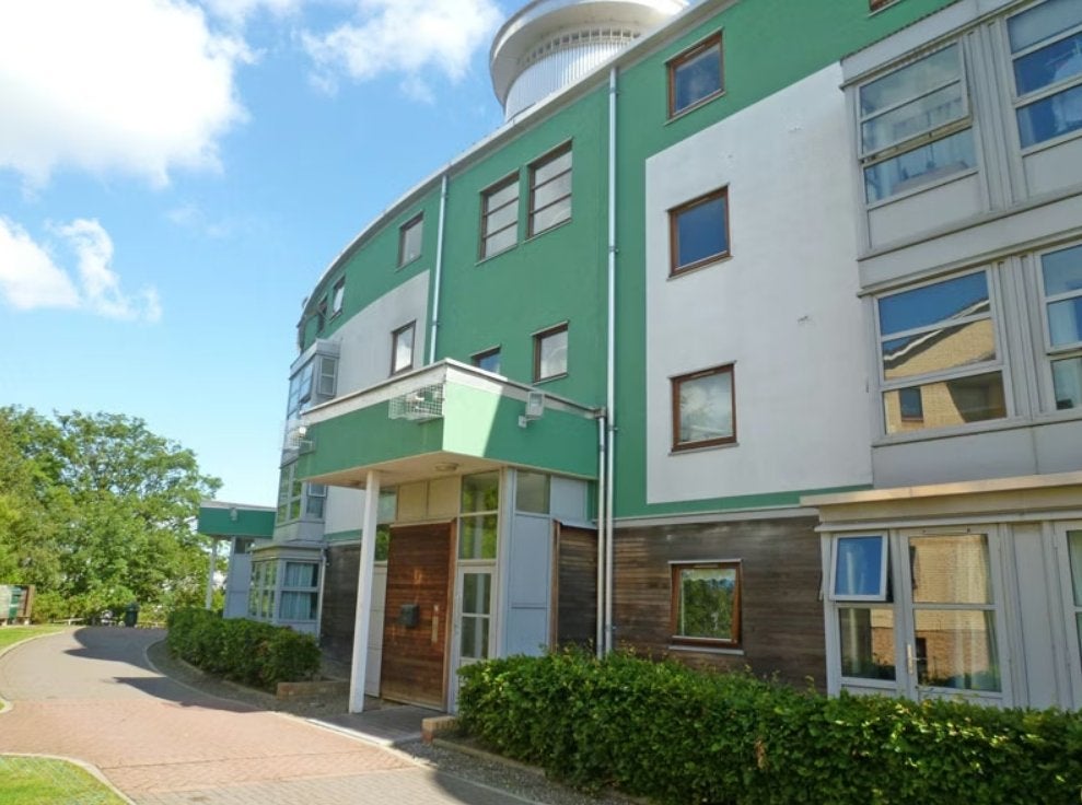 Flat Slateford Green in City of Edinburgh
