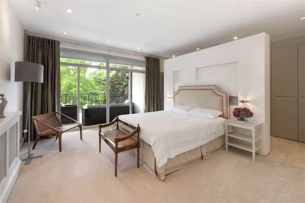 Flat St. James's Place in City of Westminster