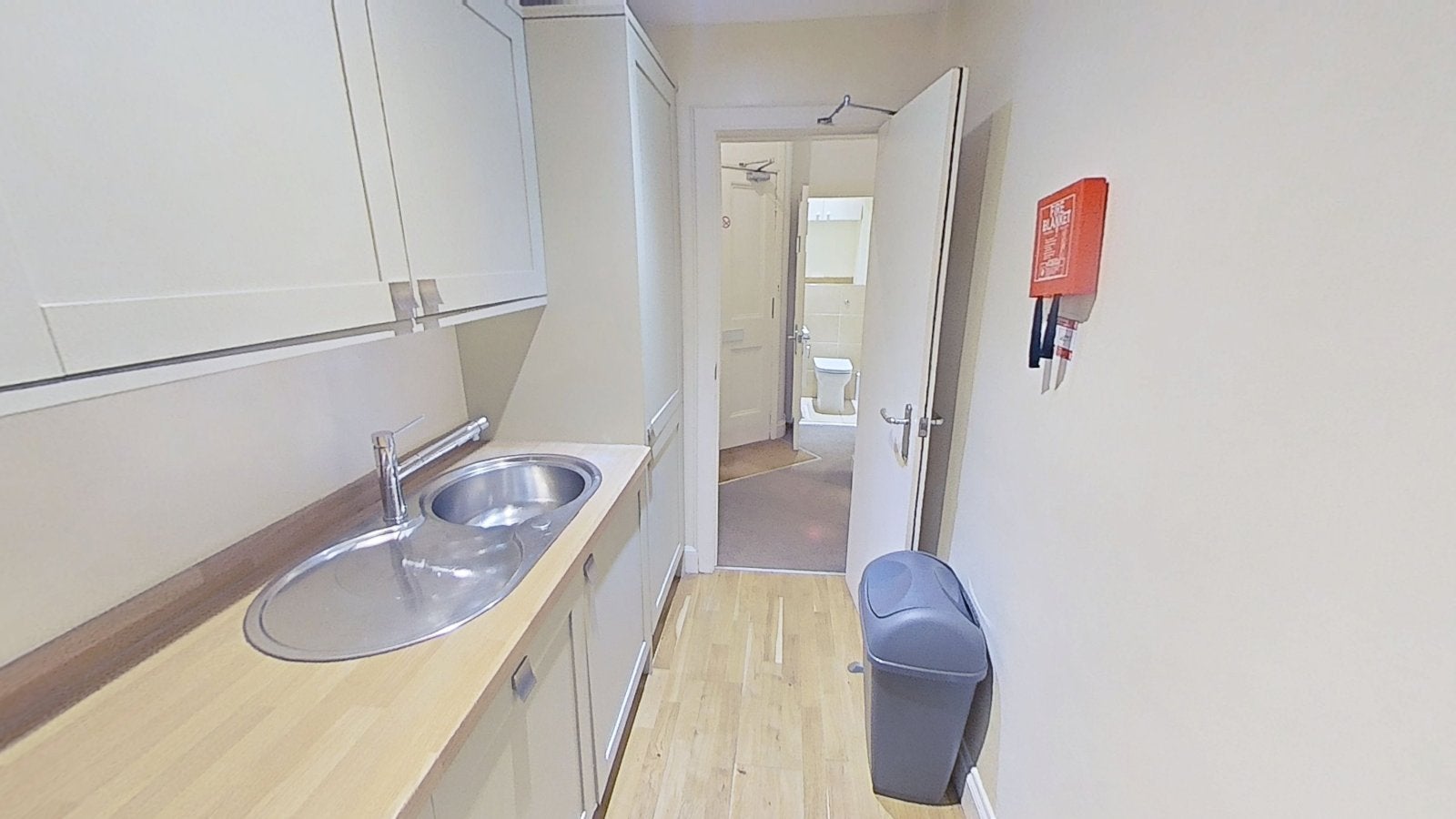 Flat Caledonian Place in City of Edinburgh