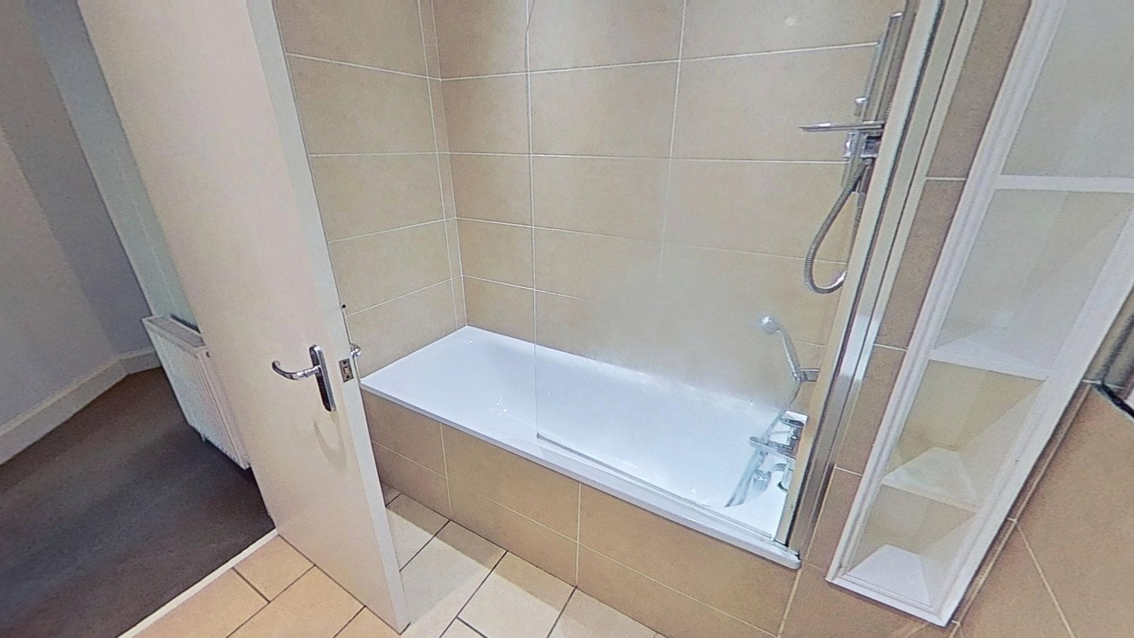 Flat Caledonian Place in City of Edinburgh