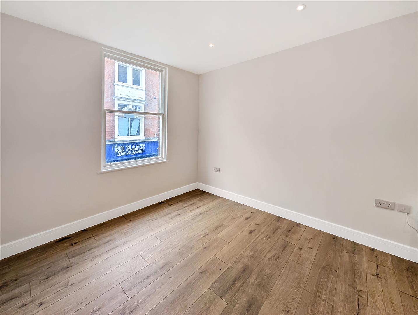 Flat Long Wyre Street in Colchester