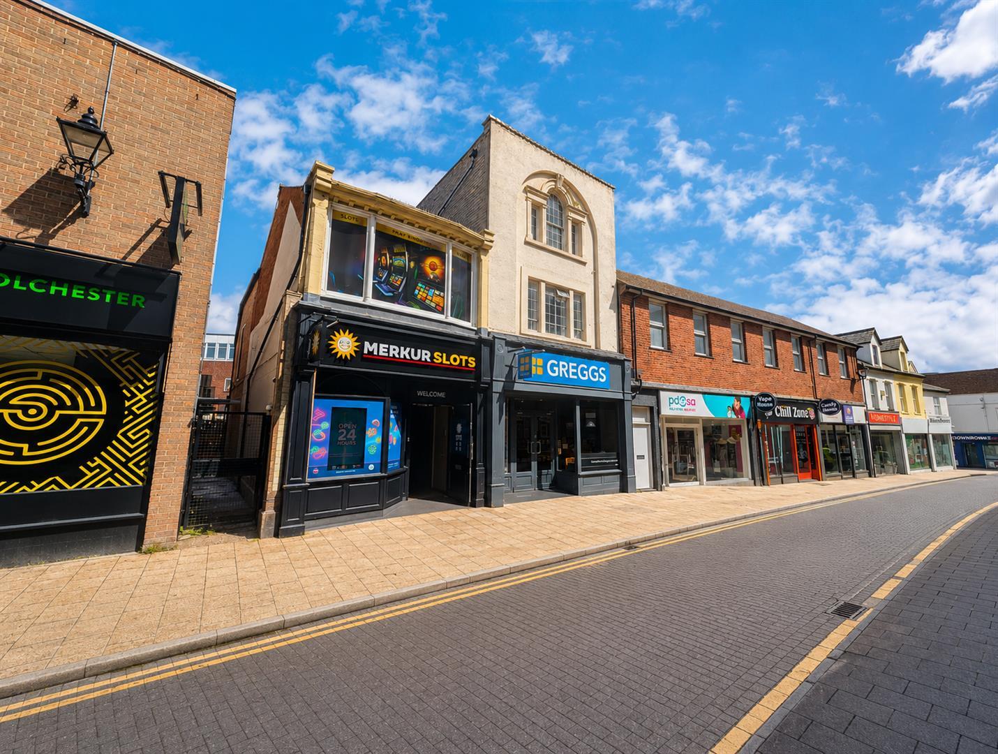 Flat Long Wyre Street in Colchester