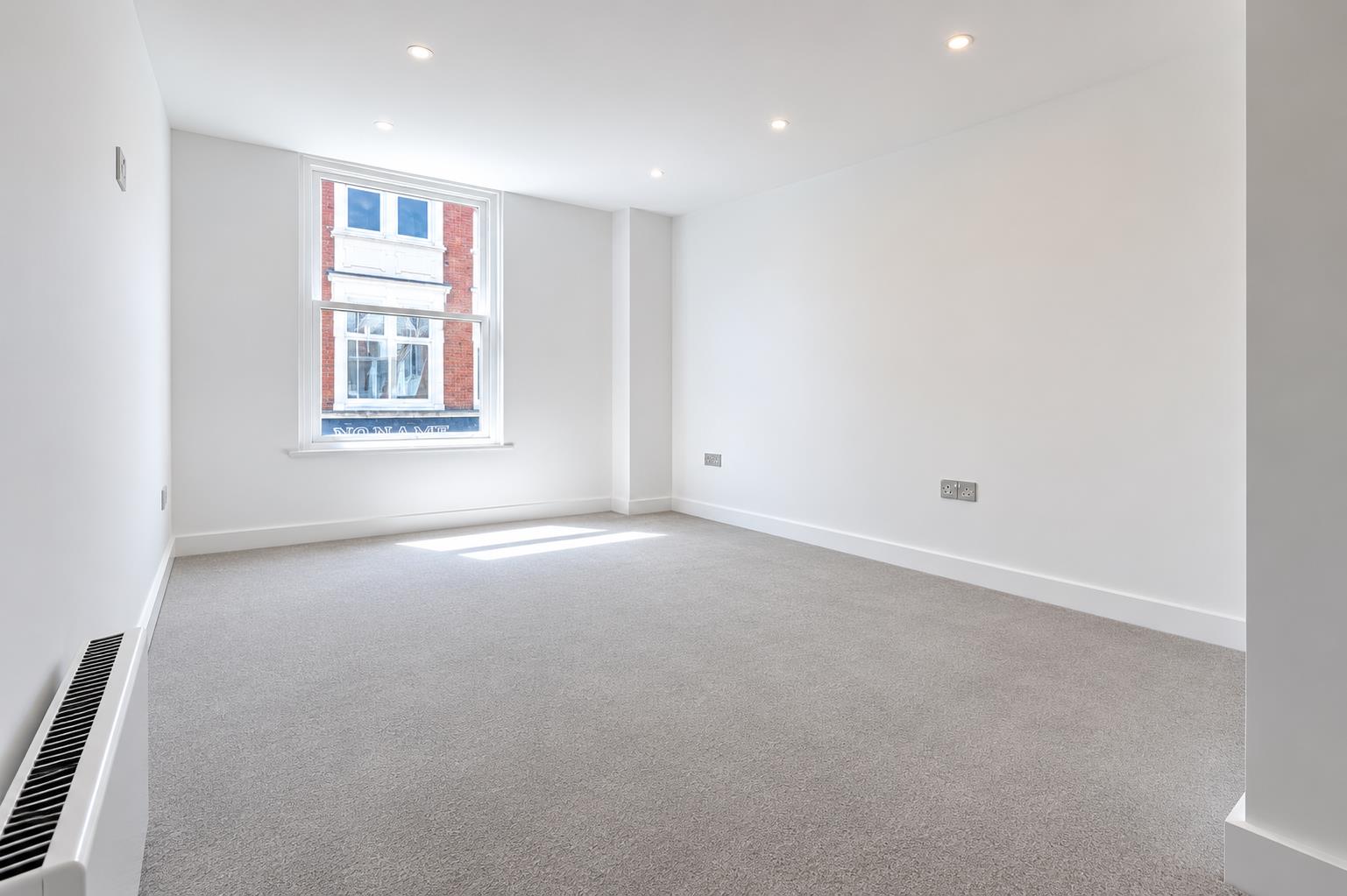 Flat Long Wyre Street in Colchester