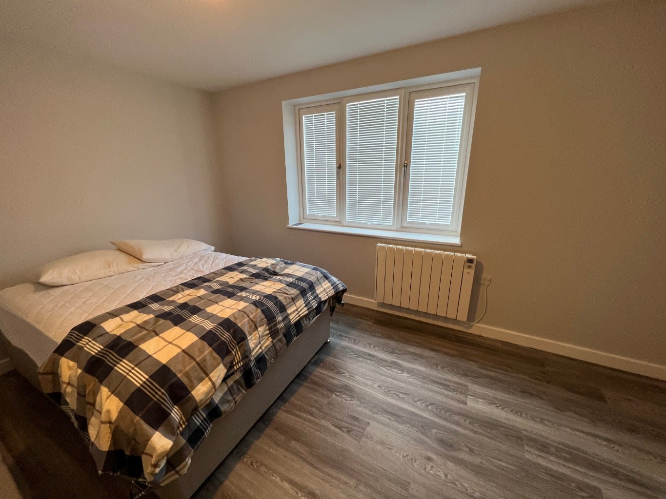 Flat Market Place in Amber Valley