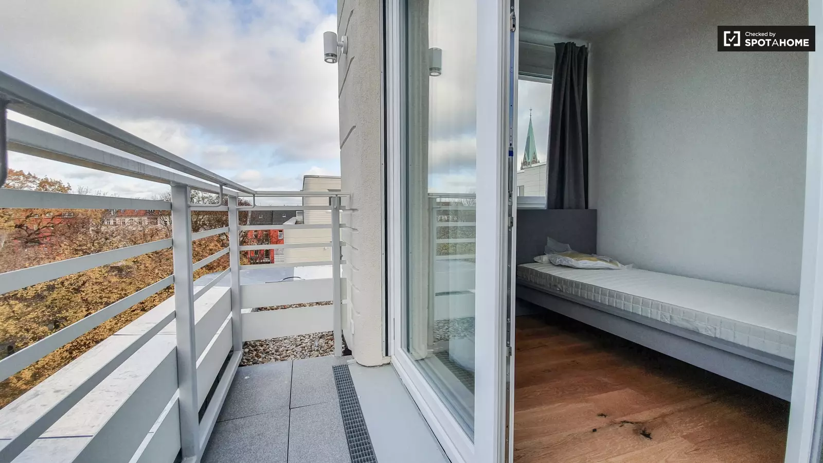 Wohnung Nazarethkirchstraße in Berlin