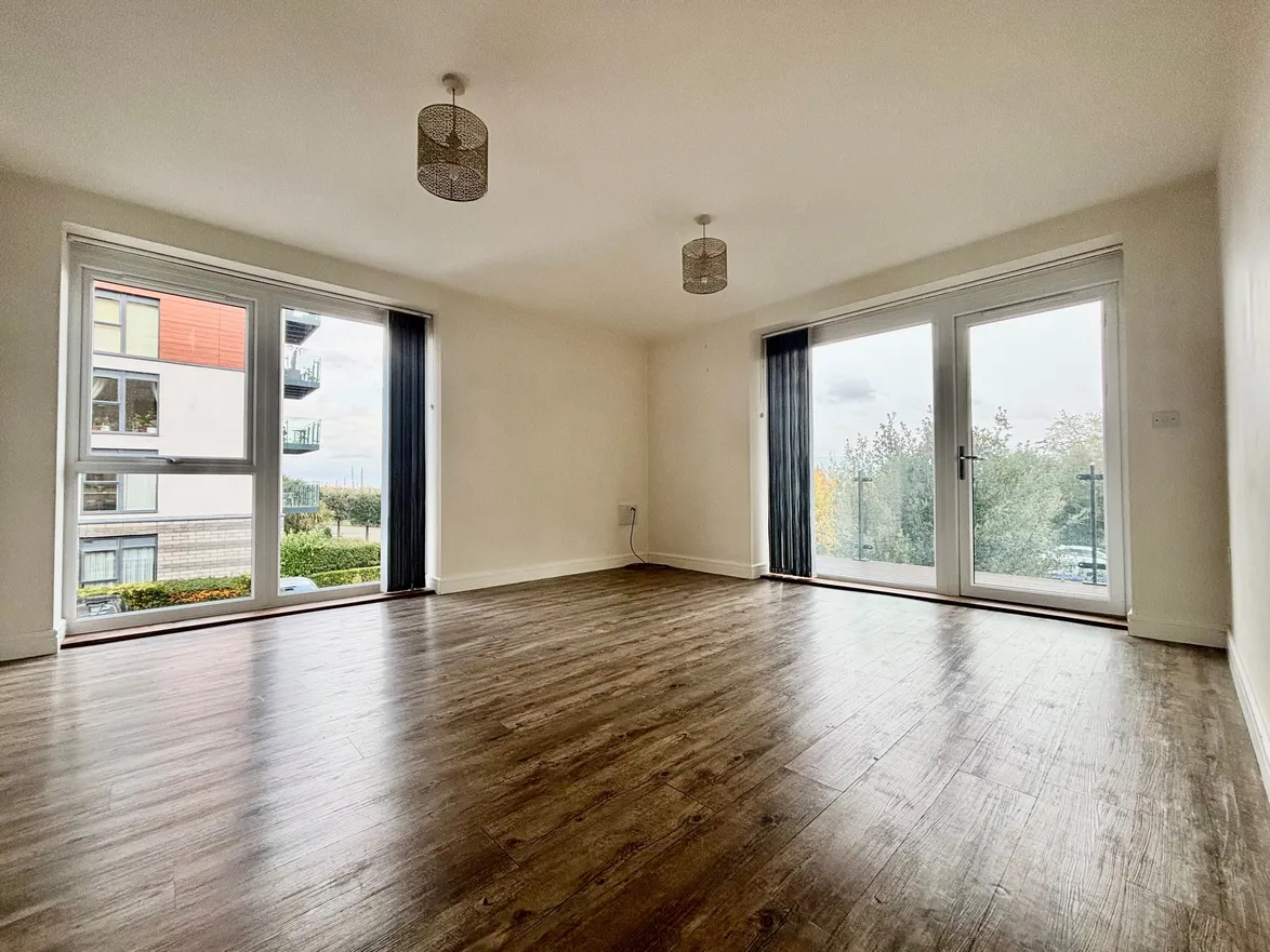 Flat Ocean Drive in Gillingham