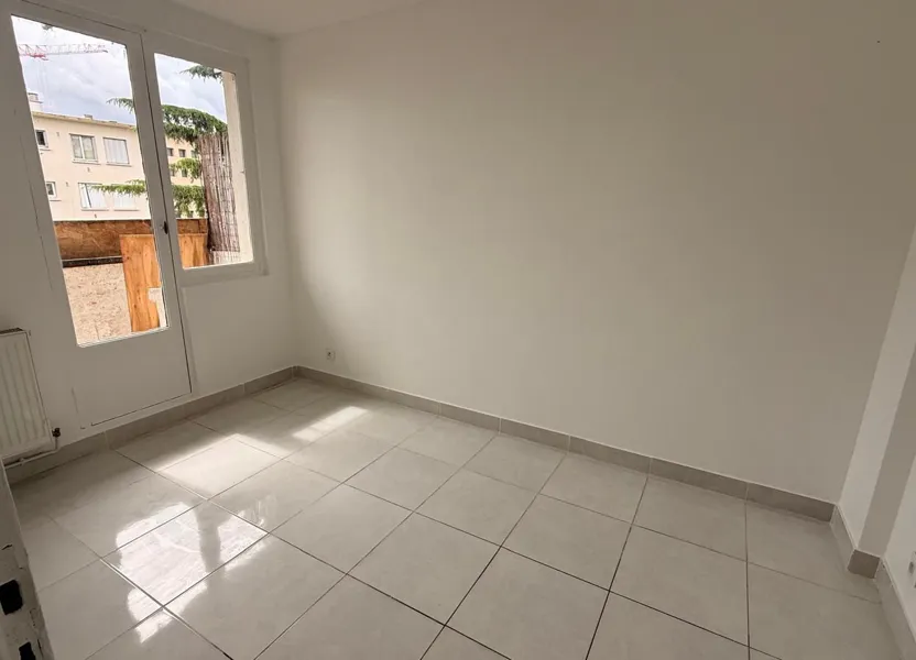 Appartement Rue du Chevalier à Le Blanc-Mesnil
