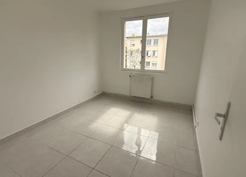 Appartement Rue du Chevalier à Le Blanc-Mesnil
