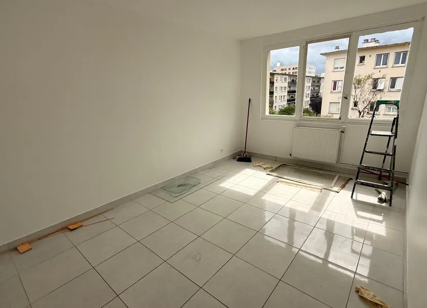 Appartement Rue du Chevalier à Le Blanc-Mesnil
