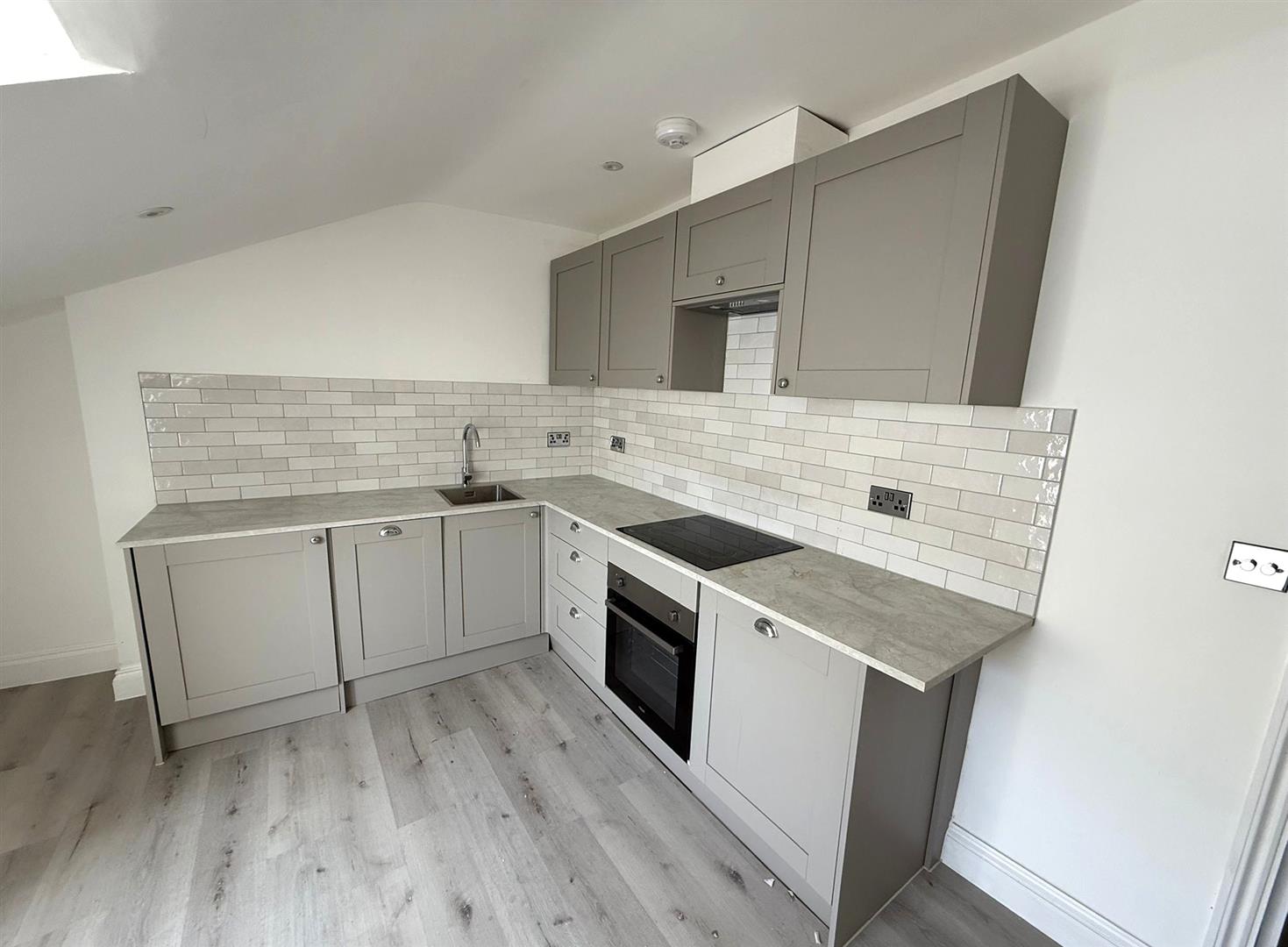 Flat Montague Street in Worthing
