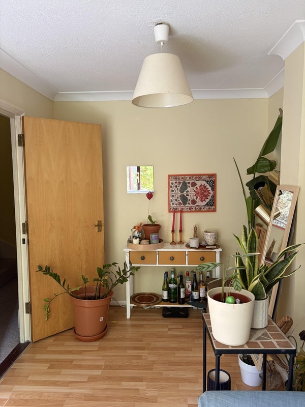 Room Welland Mews in Greater London