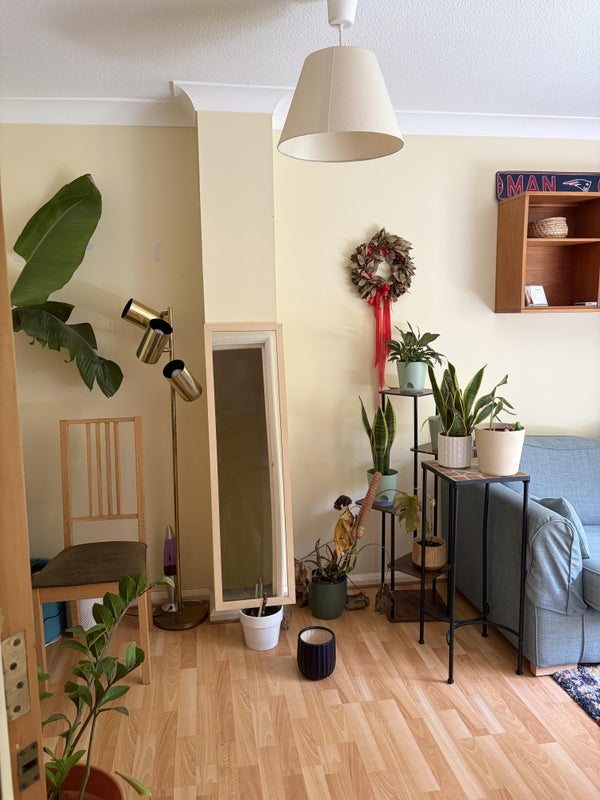 Room Welland Mews in Greater London