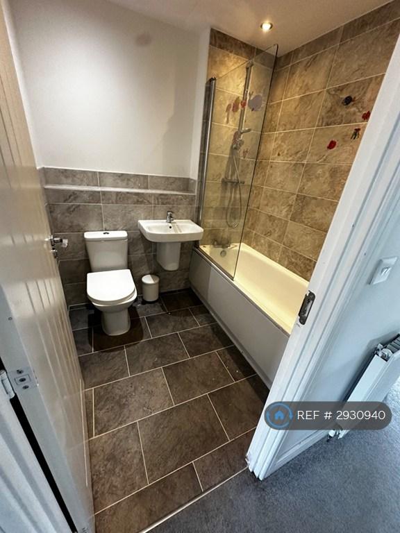 House Chestnut Close in Greater London