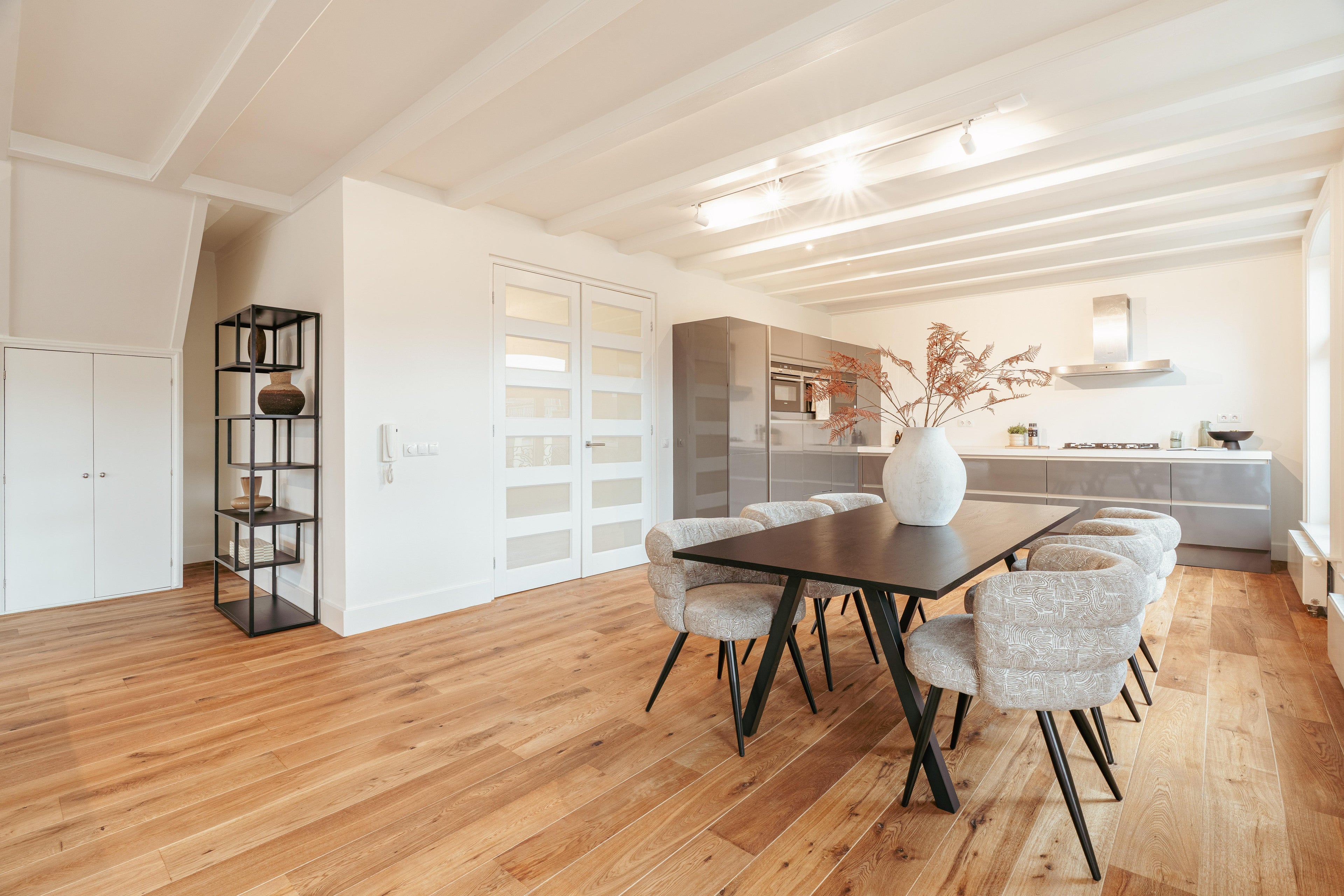 Woning te huur: Van Baerlestraat, Amsterdam