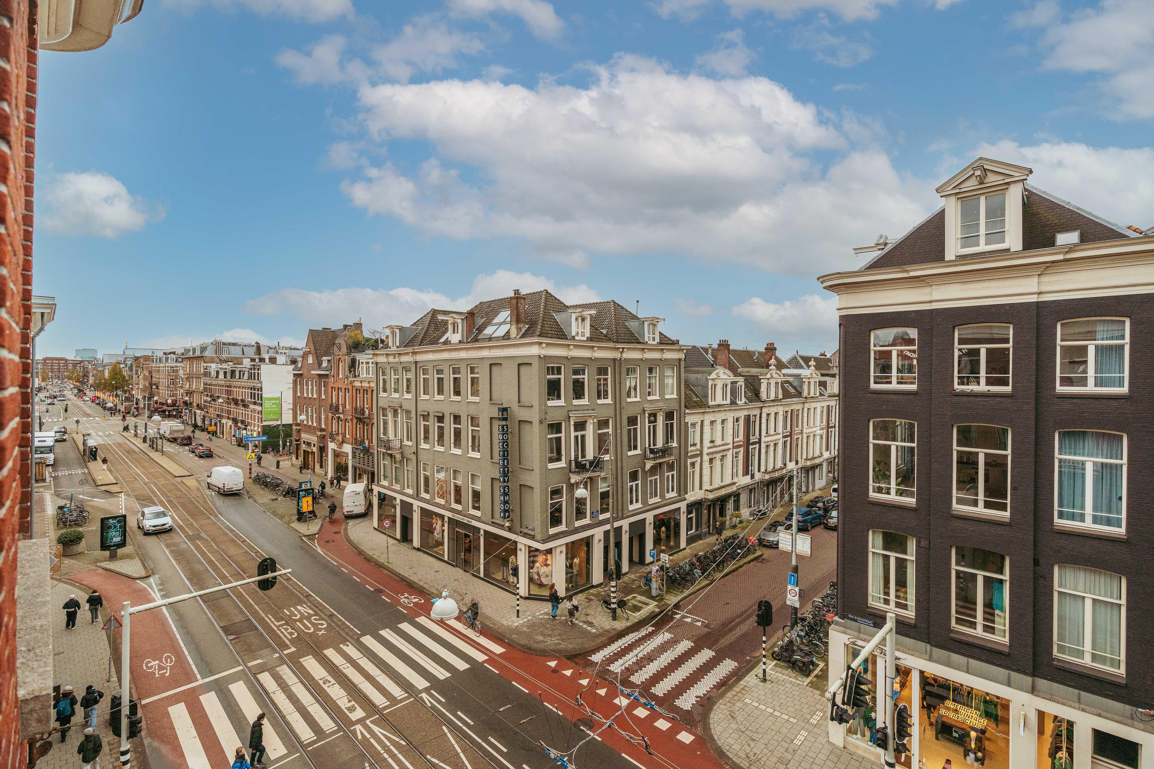 Woning te huur: Van Baerlestraat, Amsterdam