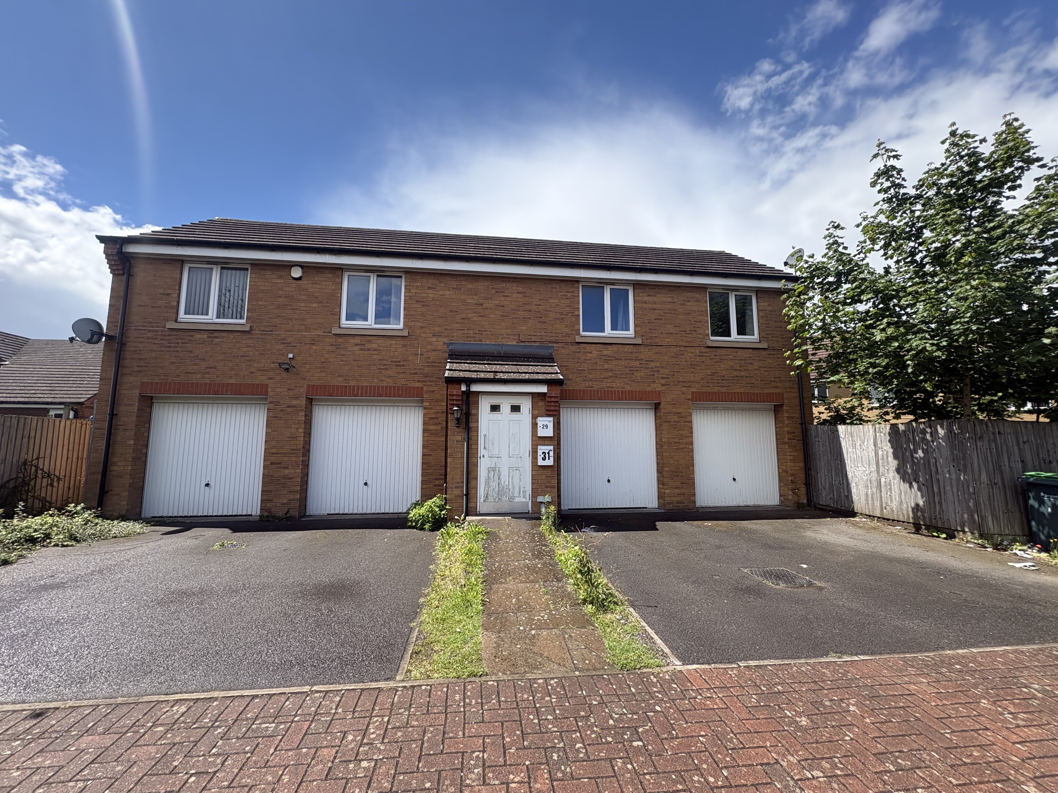 Flat Pel Crescent in Sandwell