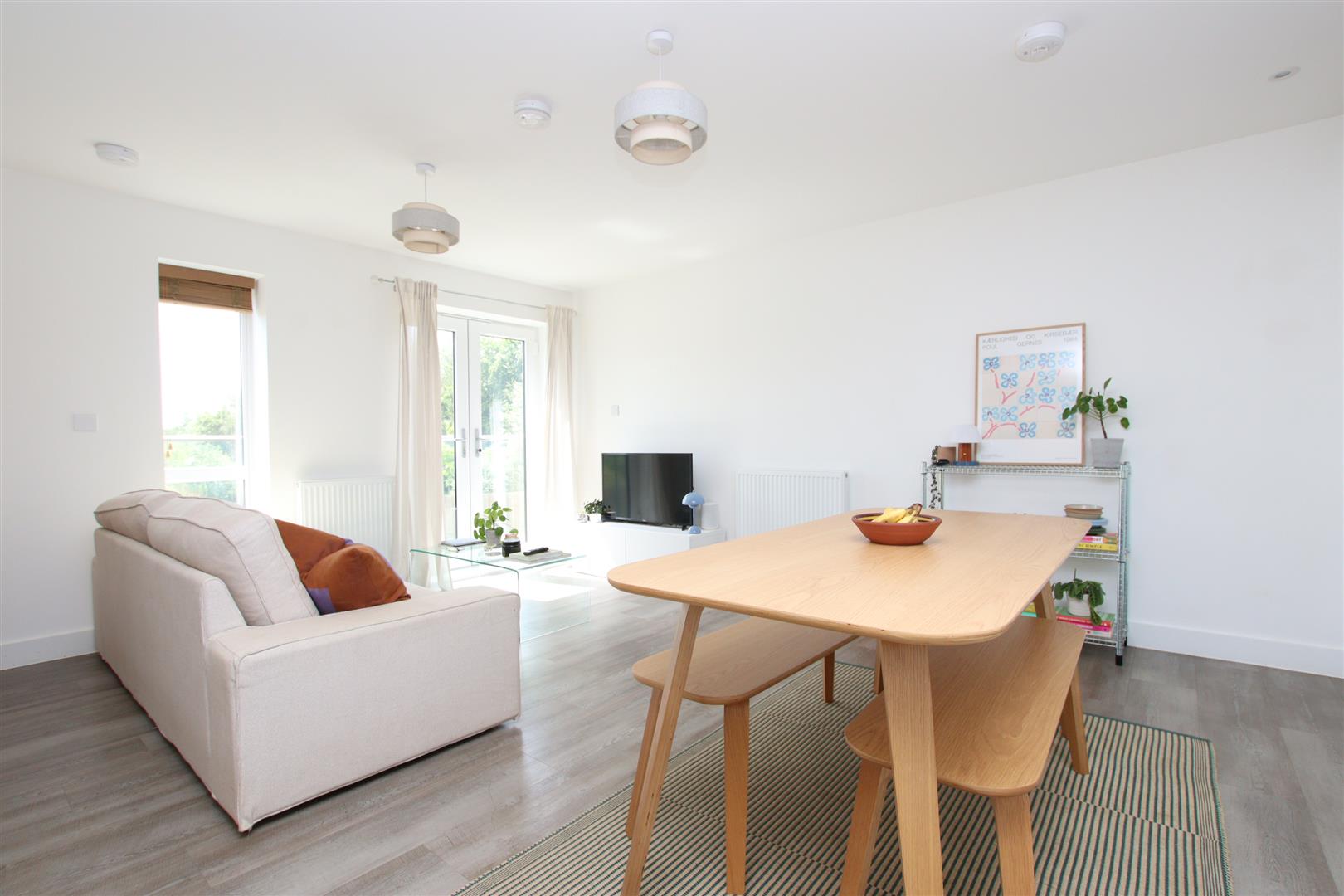 Flat Arthurs Close in Bristol