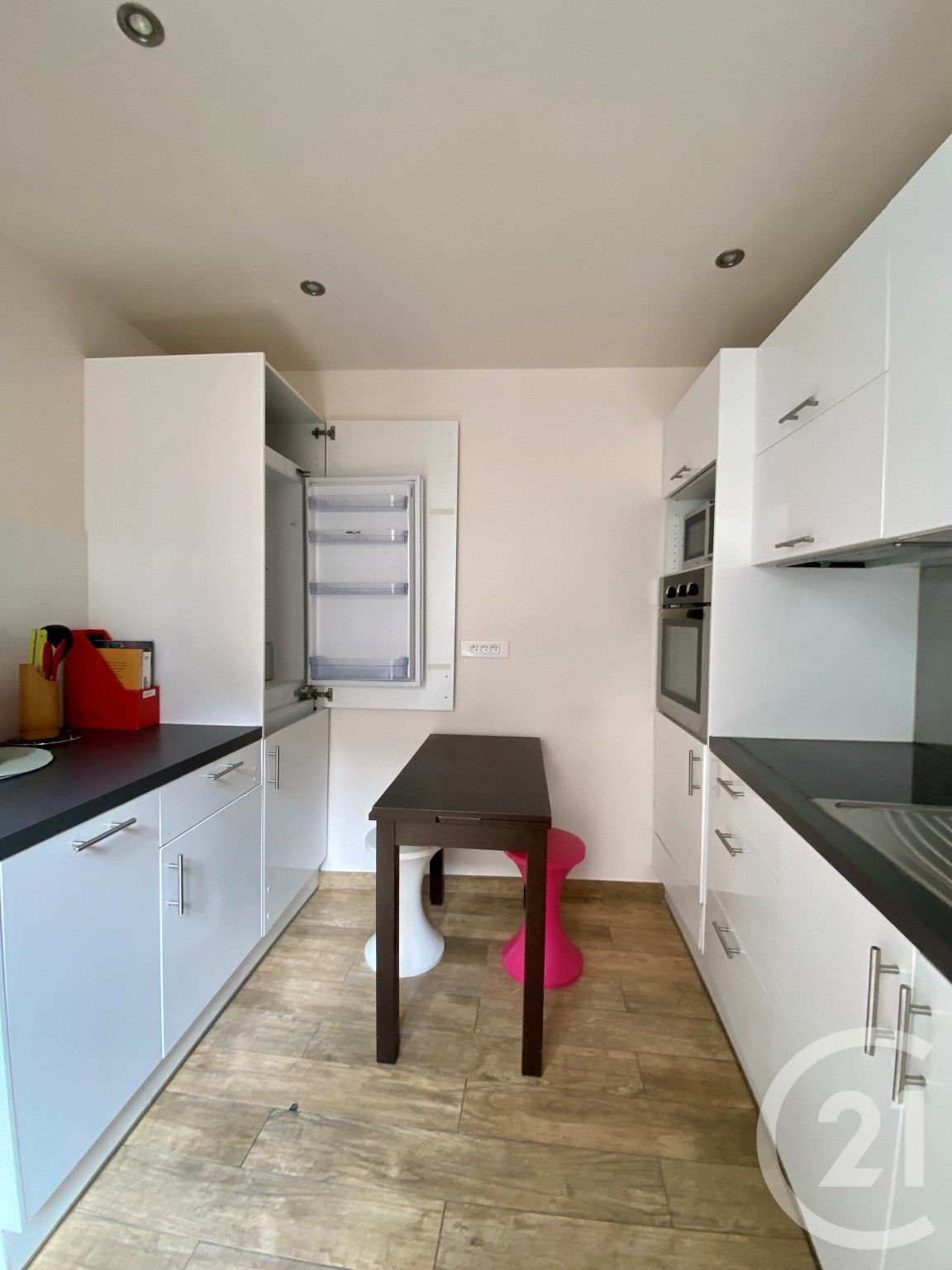 Appartement Rue de la Fontaine au Roi à Paris