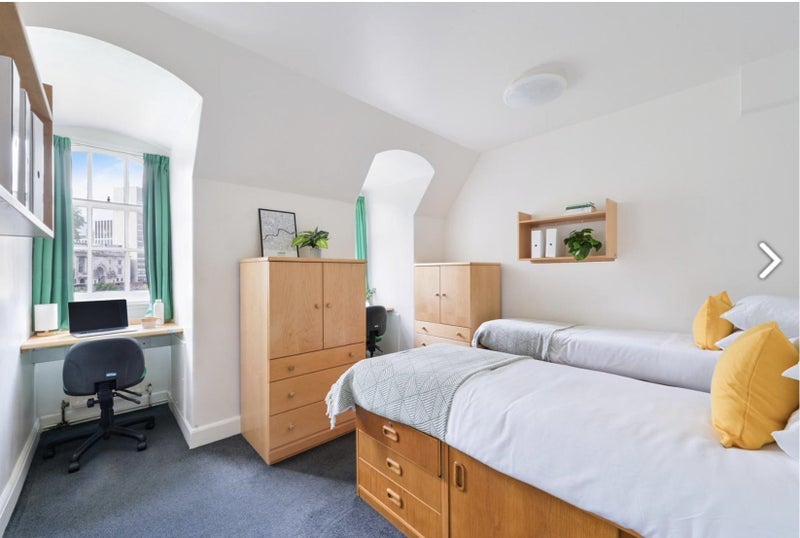 Room Secker Street in Greater London