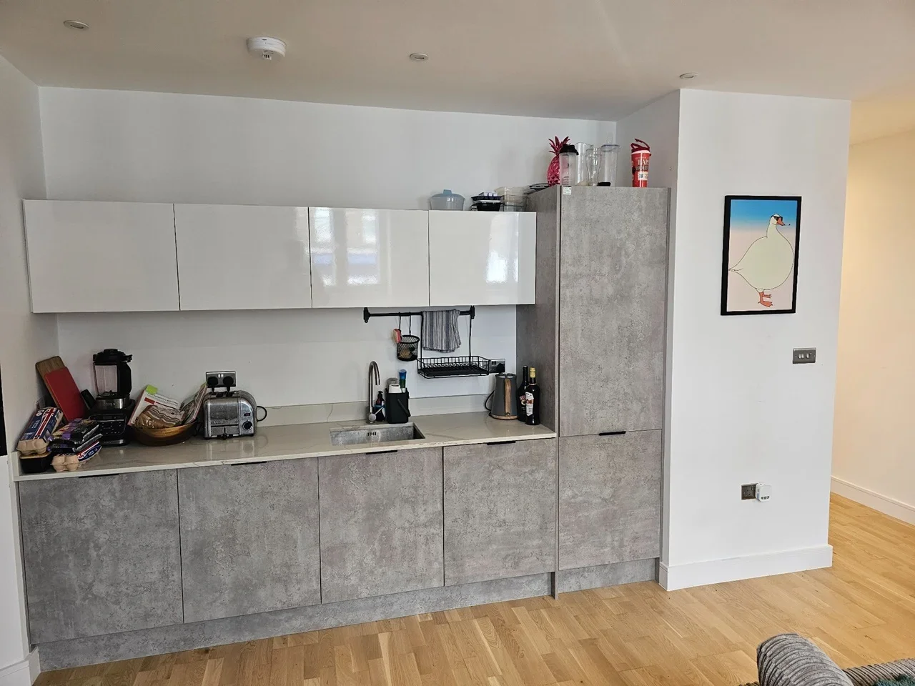 Flat Clifford Road in Greater London