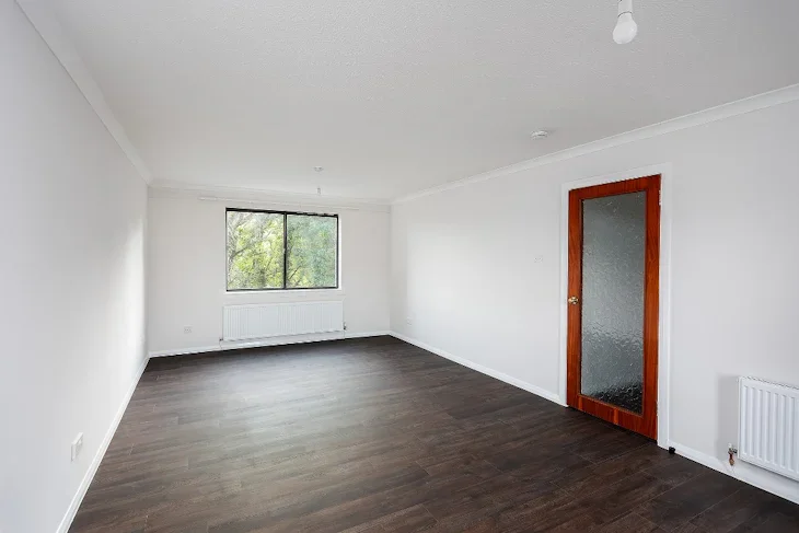 Flat Lanark Road in City of Edinburgh