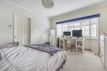 House Saxon Way in Greater London