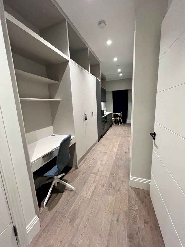 Flat Selsdon Way in Greater London