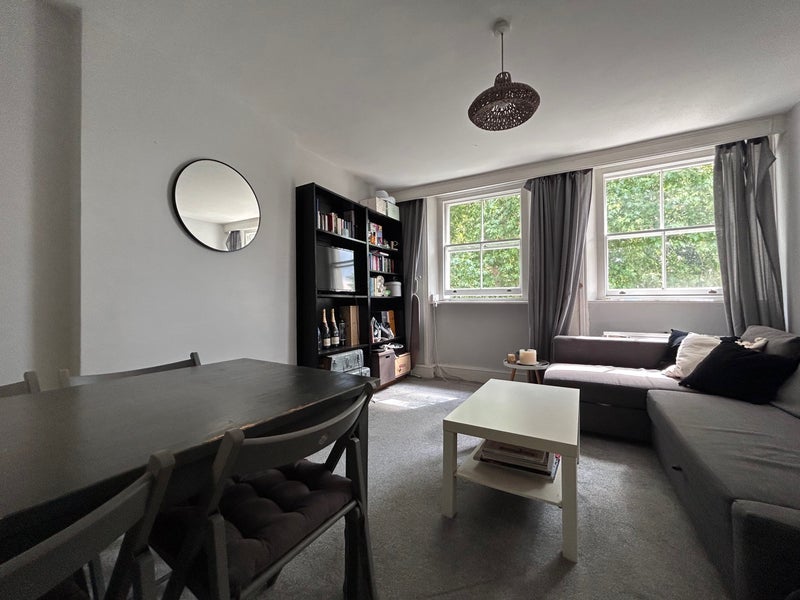 Room Kynance Mews in Greater London