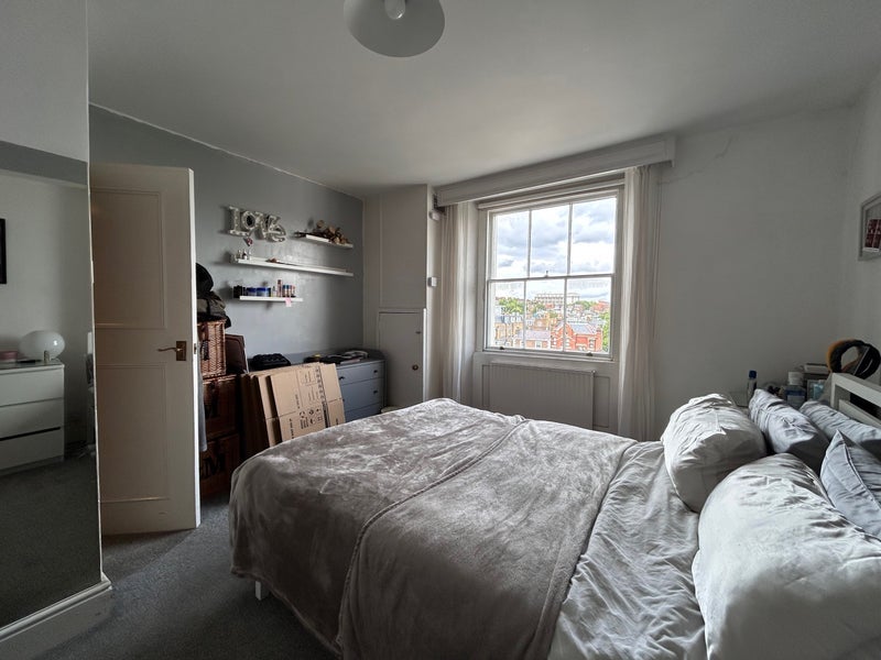 Room Kynance Mews in Greater London