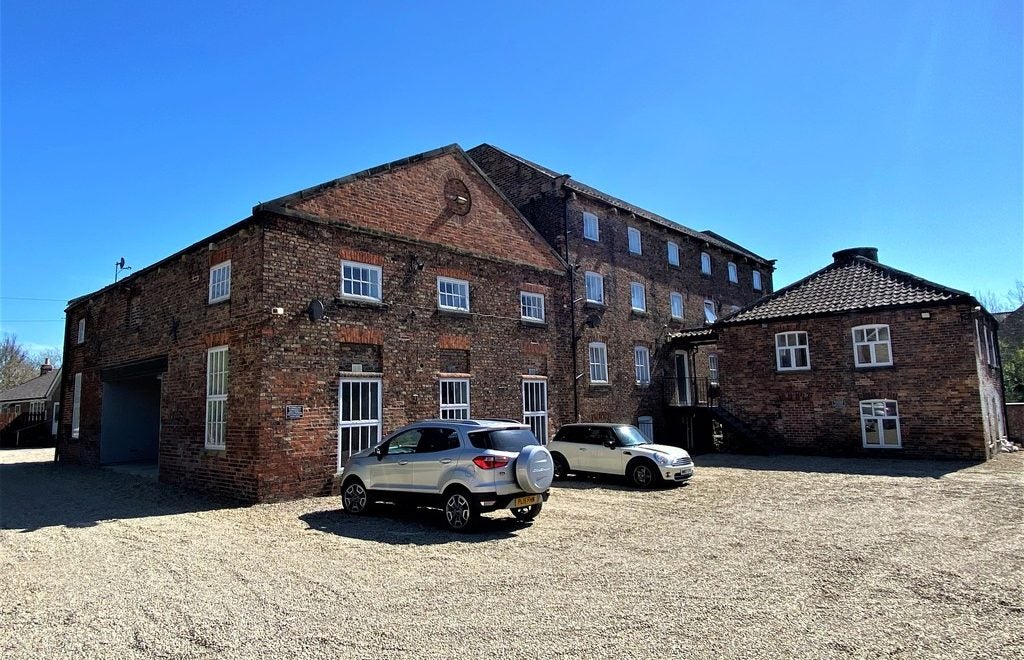 Flat Sheepfoot Hill in Malton
