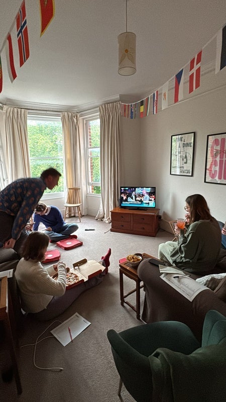 Room Acton Lane in Greater London