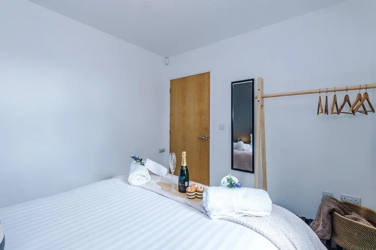Flat Salisbury Close in Crewe