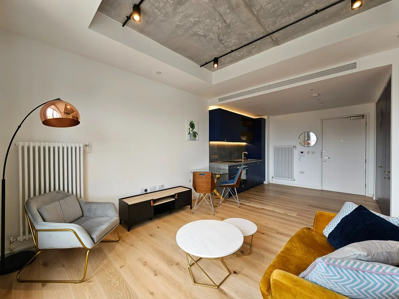 Flat Hercules Slip in Greater London