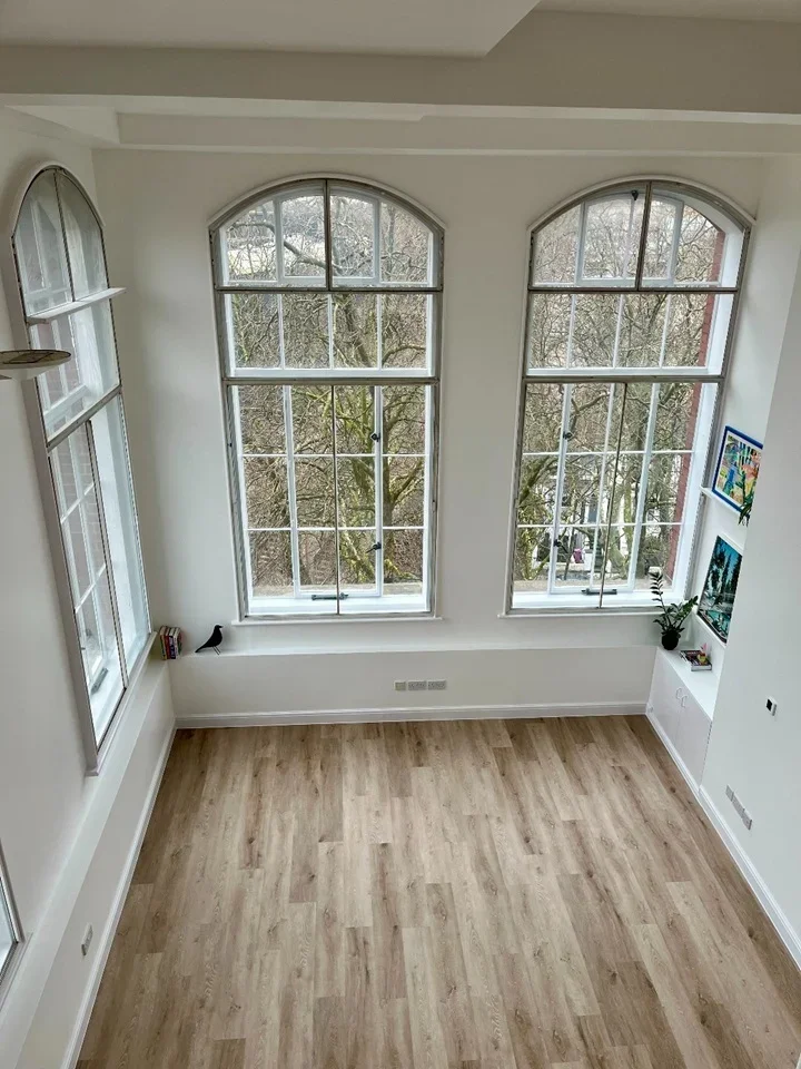 Flat Fairfield Road in Greater London