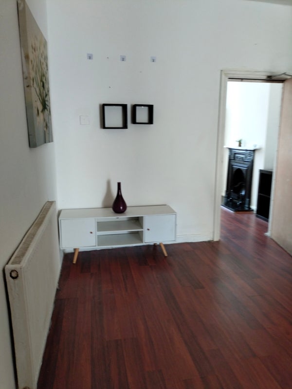 Room Blaenclydach Street in Cardiff