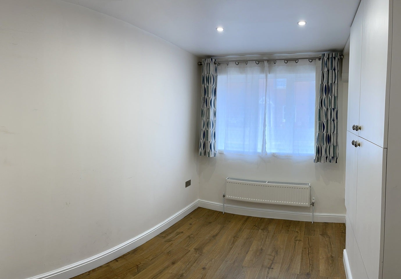 House Sweets Way in Greater London