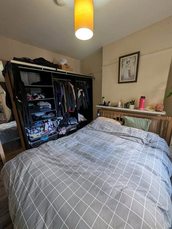 Room Disraeli Road in Greater London
