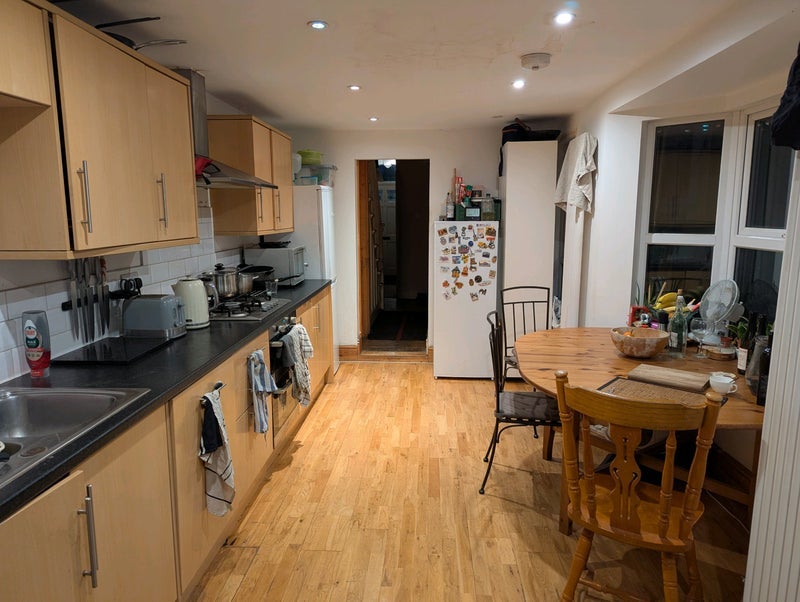 Room Disraeli Road in Greater London