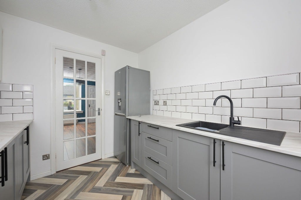 Flat Lamberton Avenue in Stirling