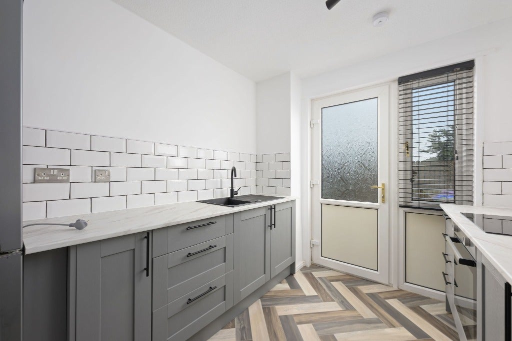 Flat Lamberton Avenue in Stirling