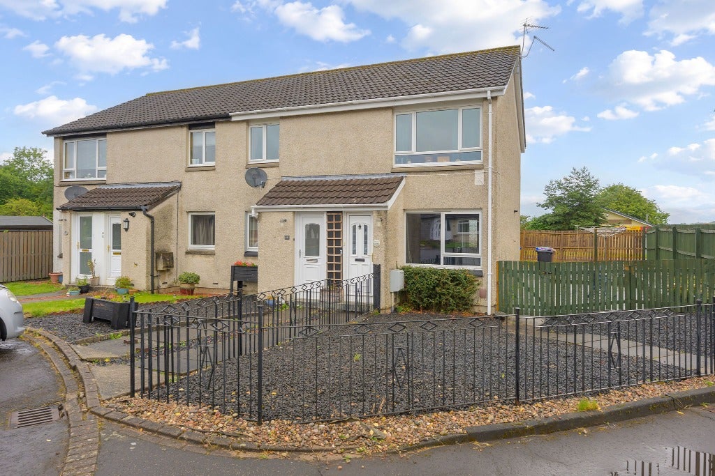 Flat Lamberton Avenue in Stirling