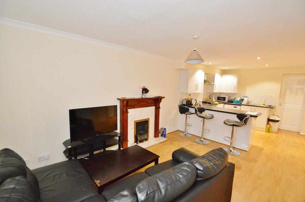 Flat Heeley Road in Birmingham