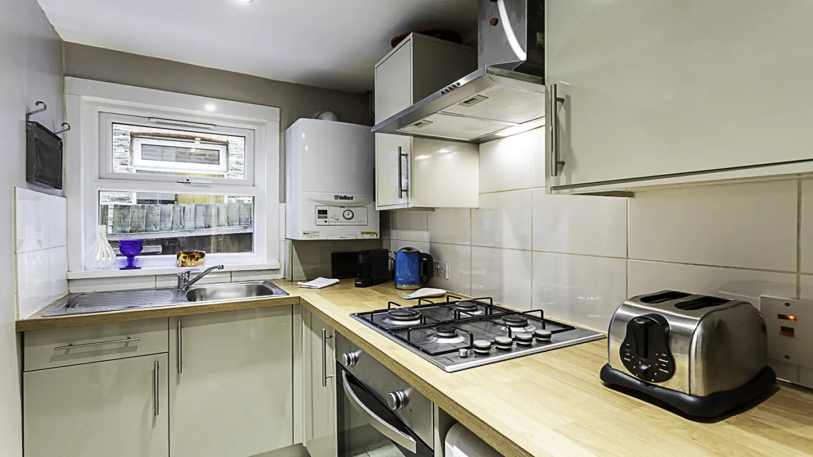 Flat Grasmere Avenue in Greater London