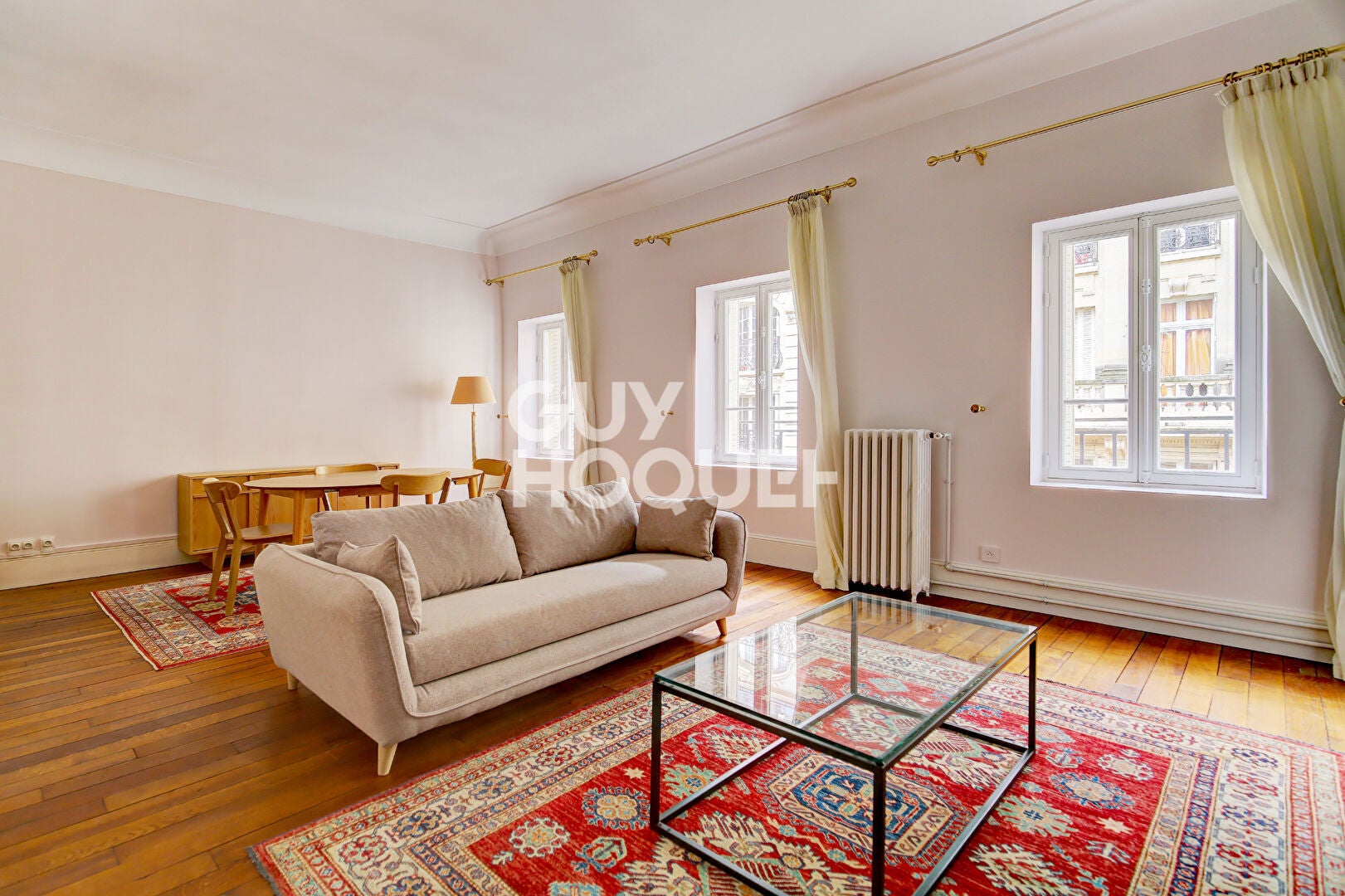 Flat Boulevard Suchet in Paris