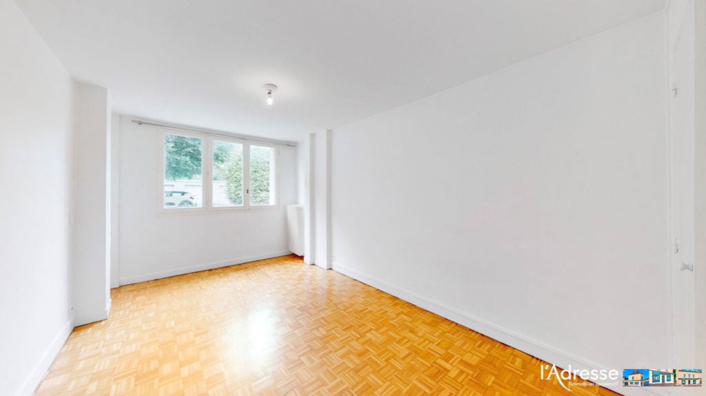 Flat Rue Paul Doumer in Melun