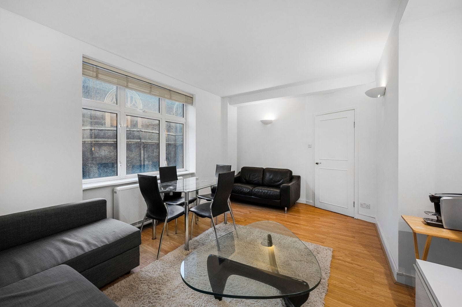 Flat Fetter Lane in City of London